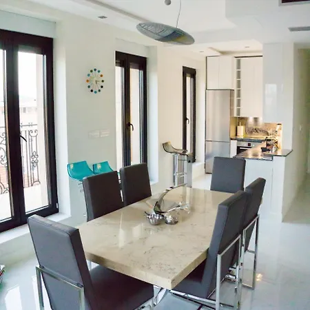 Lion Nest Apartamento