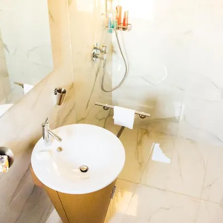 Lion Nest Apartamento *